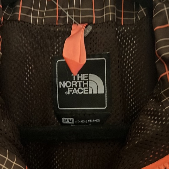 The North Face Women’s Lightweight Jacket - Size Medium - Picture 7 of 9